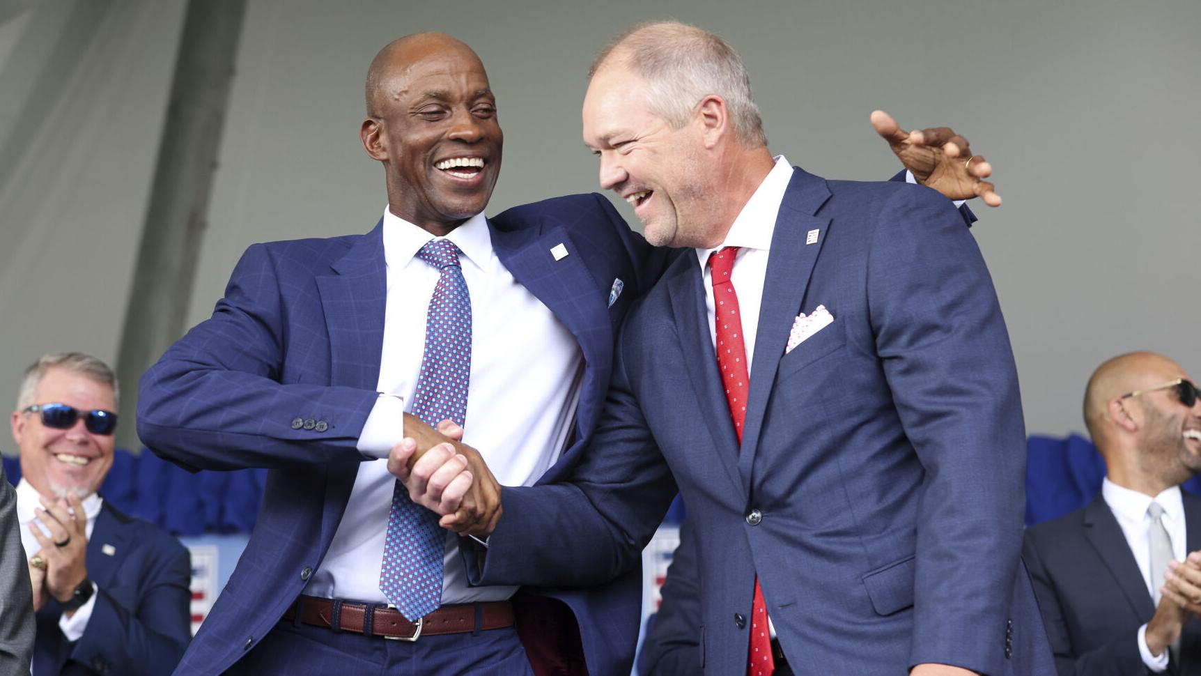 Heat dome expanding across the country; Rolen, McGriff enter Baseball Hall of Fame; 'Barbenheimer' tops box office | Hot off the Wire podcast